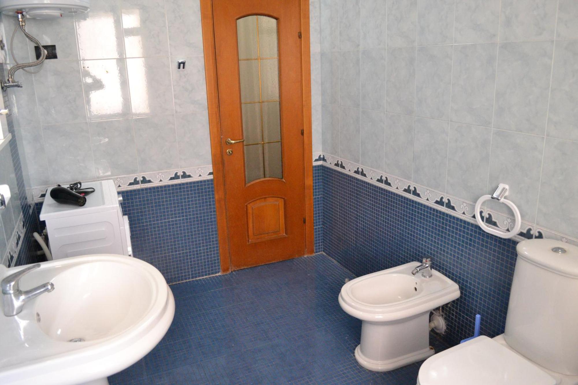 Central 5 Bedrooms Apartment Partial Seaview Вльора Екстер'єр фото