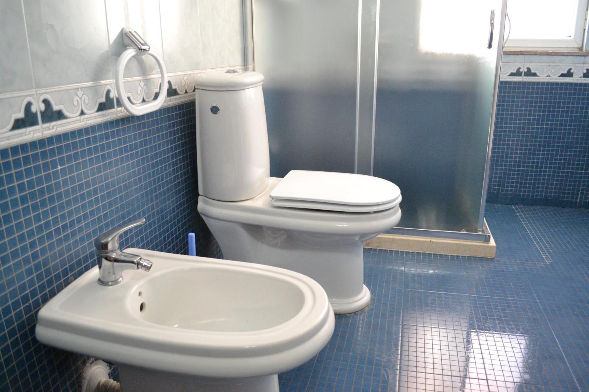 Central 5 Bedrooms Apartment Partial Seaview Вльора Екстер'єр фото